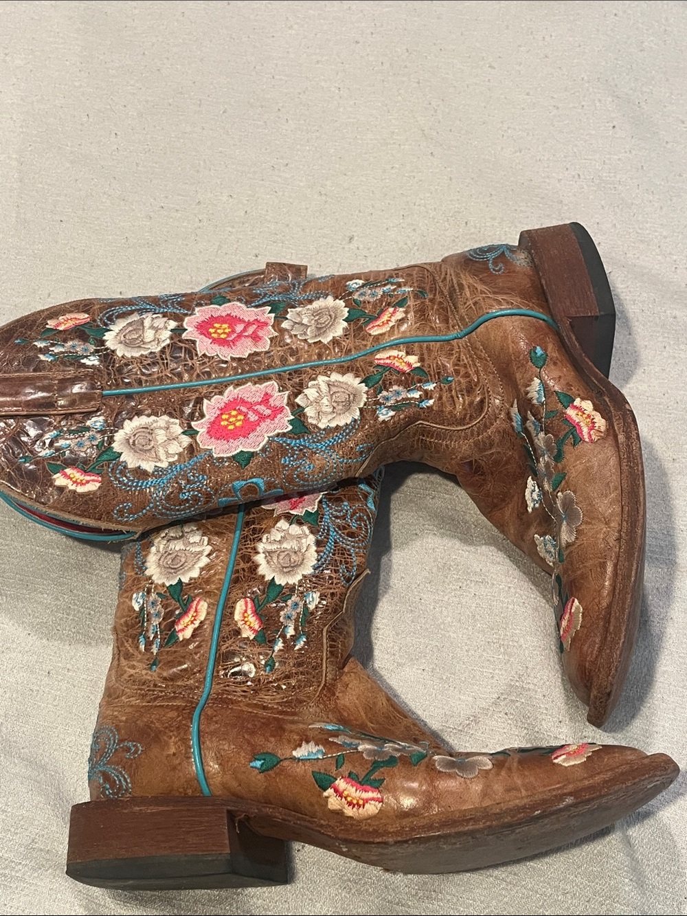 Women's Brown Embroidered Western Boots - Floral Accent